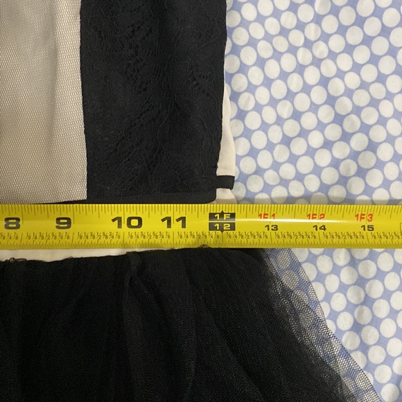 BCBGENERATION Black/Ivory Tutu Dress!!! Size 6. with Crinoline Mesh bottom - Picture 9 of 10